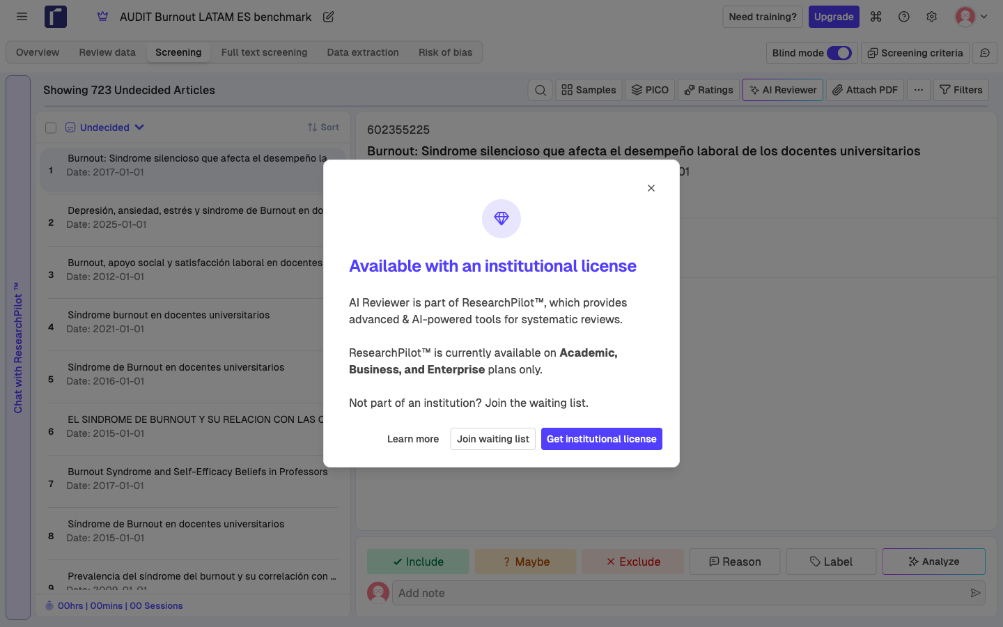 Modal: AI Reviewer disponible solo con licencia institucional
