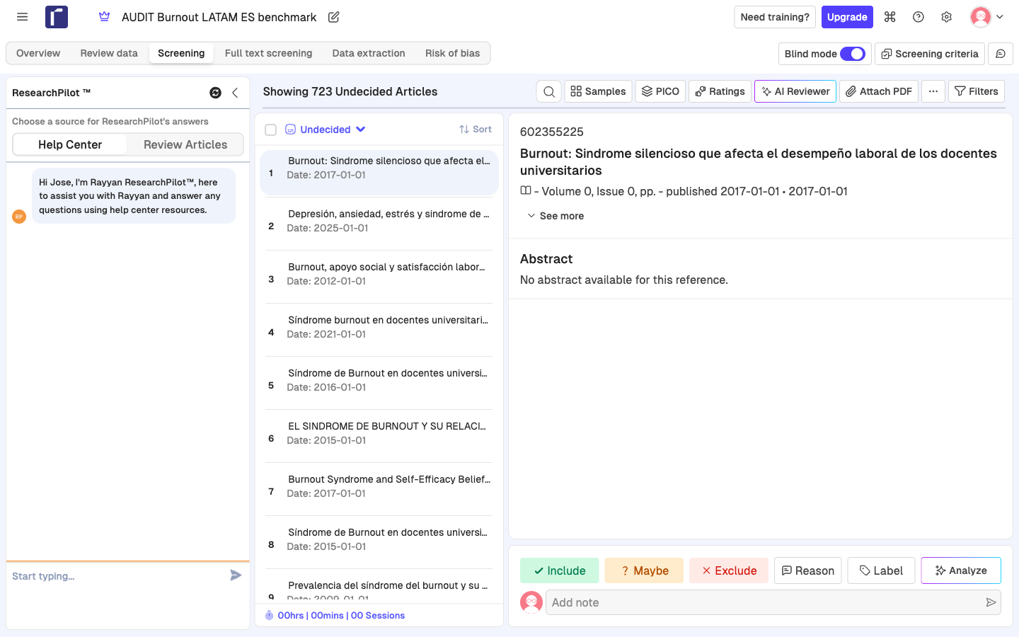 Panel de chat ResearchPilot en el free